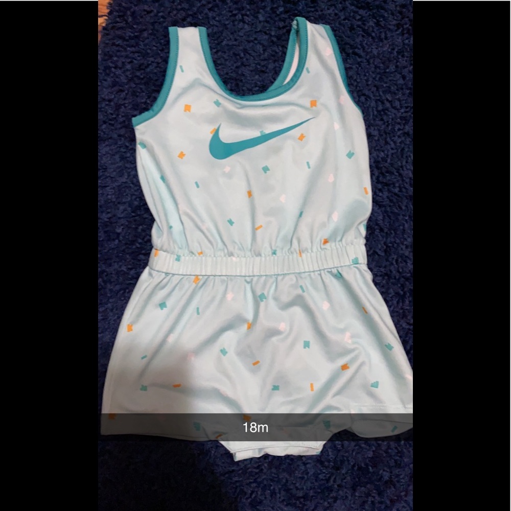 Nike romper